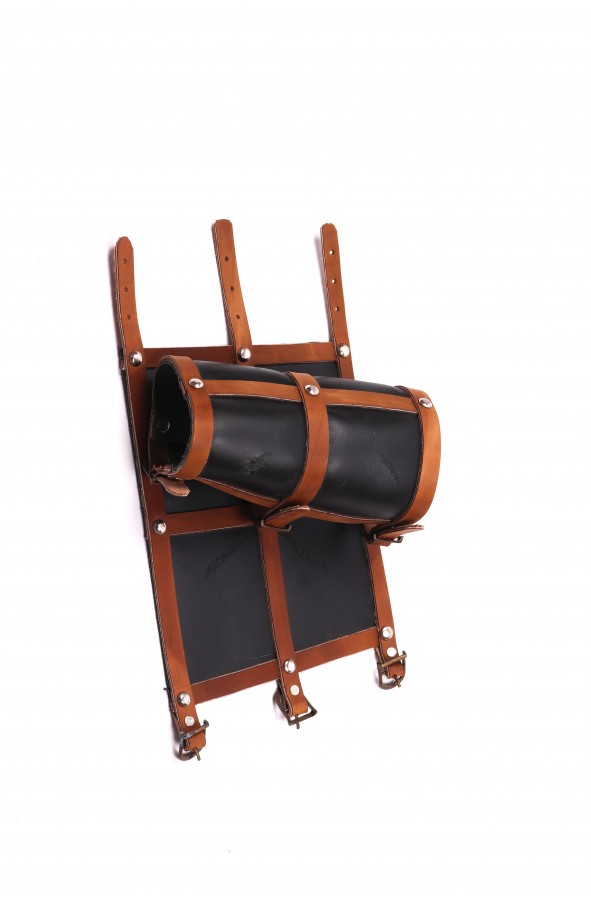 Brazaletes romanos en cuero marrón y...