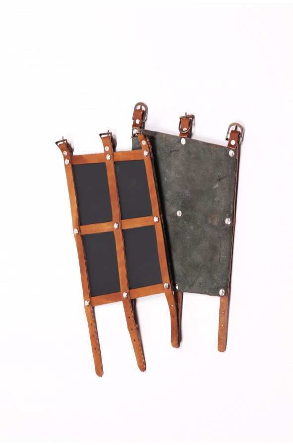 Brazaletes romanos en cuero marrón y...