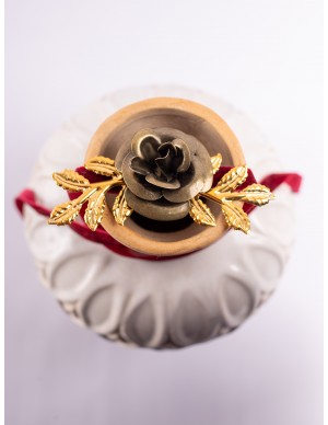 Medieval-Inspired Choker:...