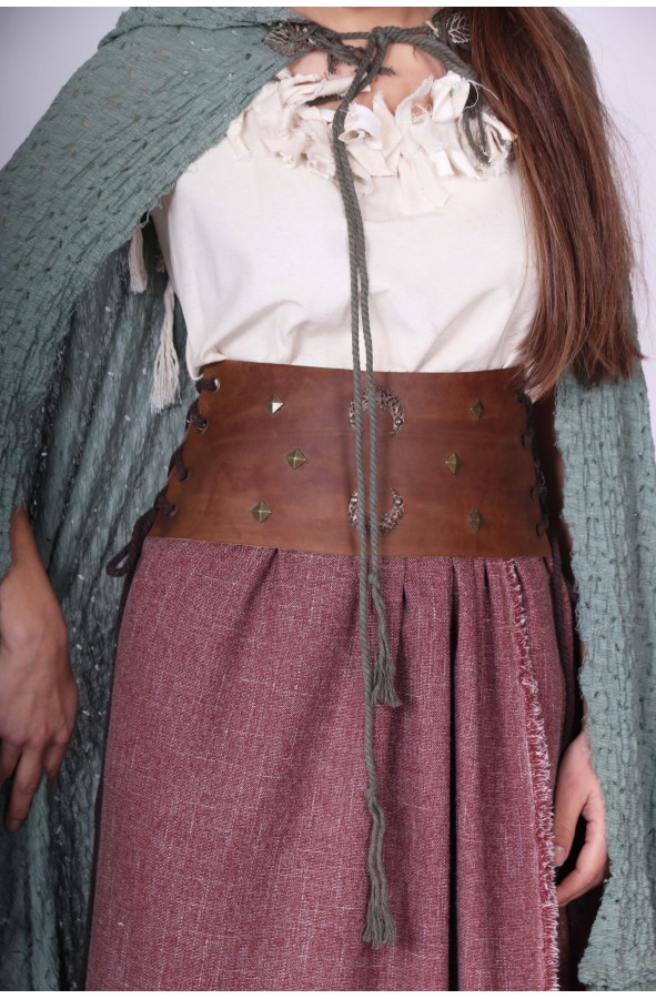 Fajín medieval de cuero marrón con...