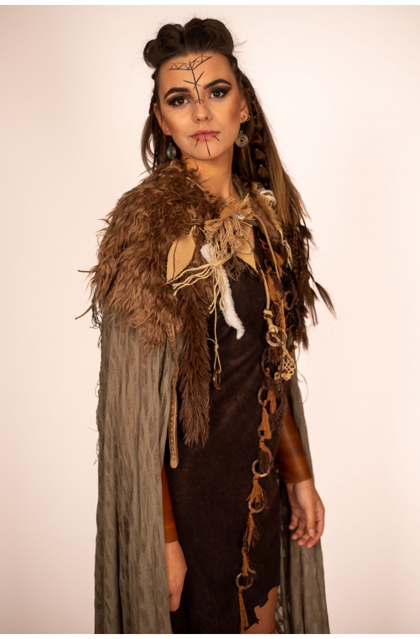 Capa de Punto Fino en Verde Grisáceo...