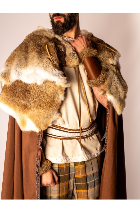 Rabbit Fur Cloak – Warmth and...