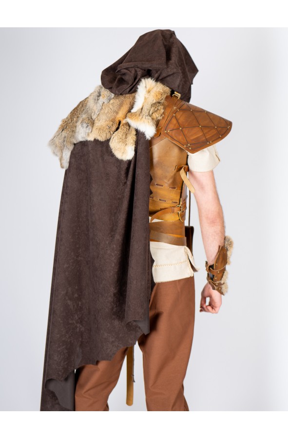 Aged Leather Shoulder Guard – Yutecrea