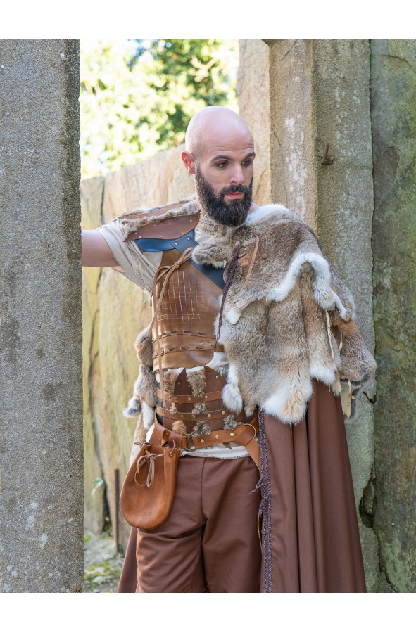 Leather Belt with Fur – Yutecrea