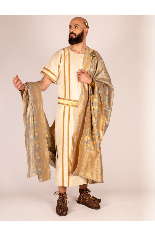 Traje de emperador romano con toga...