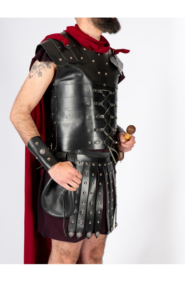 Cinturón cuero con funda para una...