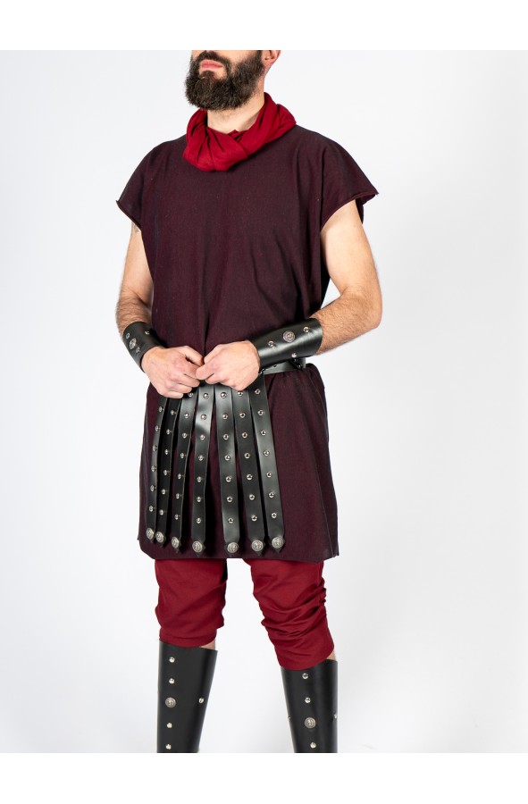 Brazaletes negros romanos con leones...