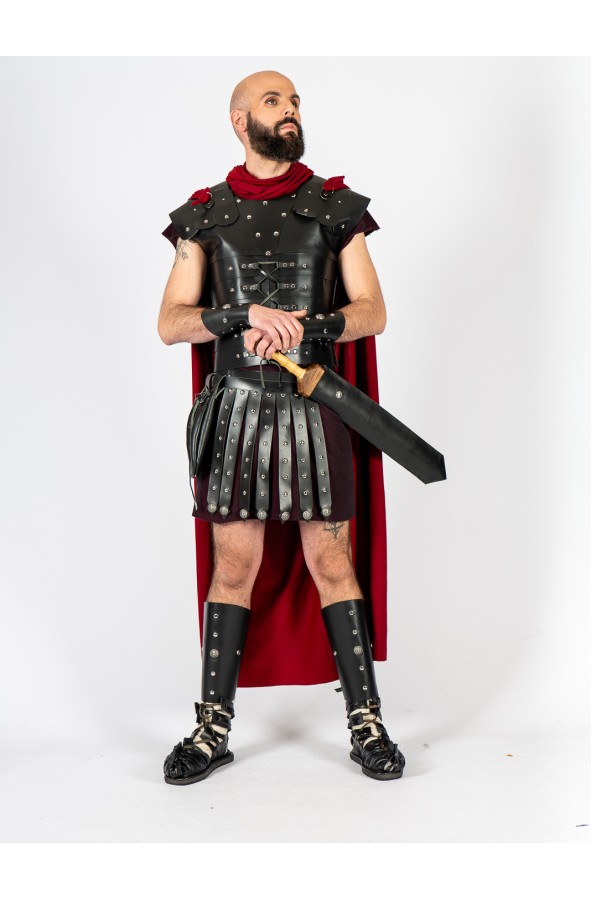 Brazaletes negros romanos con leones...