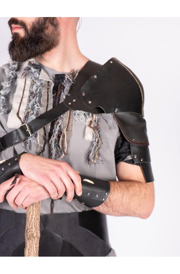 Leather shoulder armor