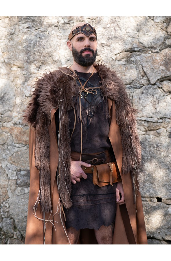 Celtic cloak with vegan fur
