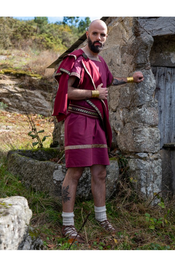 Túnica romana en granate con galón...