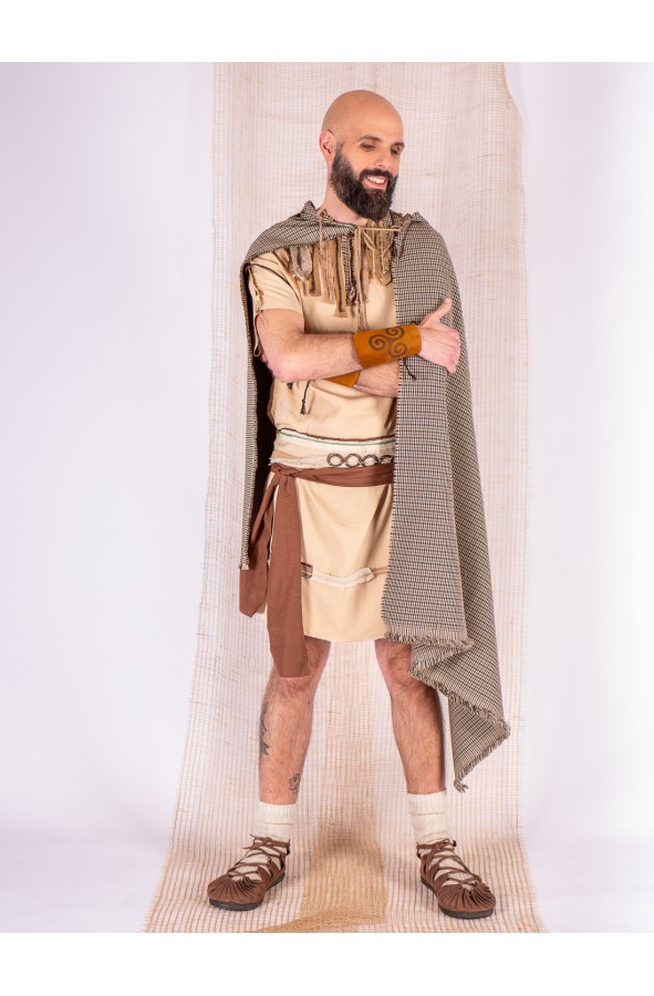 Arlen Celtic costume