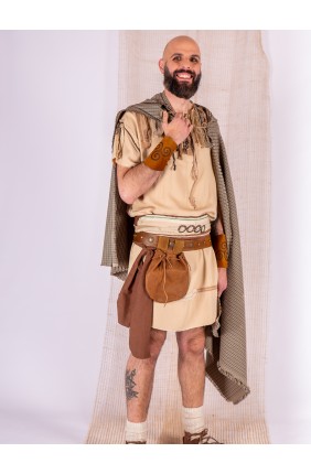 Celtic cape or frayed...